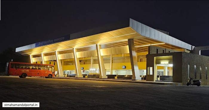 kolhapur sambhaji nagar st bus depo night view